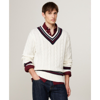 Tommy Hilfiger 'Regular-Fit Cable-Knit V-Neck Cricket Sweater' pour Hommes