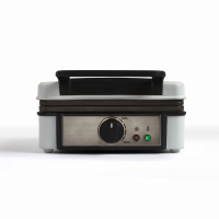 Livoo Waffle Maker With Adjustable Thermostat