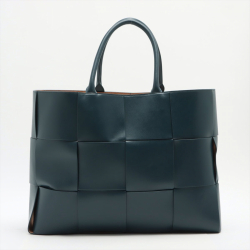 Bottega Veneta Large Arco Tote in Blue Navy Intrecciato Leather