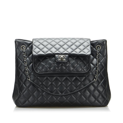 Chanel B Chanel Black Lambskin Leather Leather Paris-Edinburgh Lambskin Flap Tote Italy