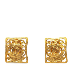 Chanel B Chanel Gold Gold Plated Metal CC Clip-On Earrings France