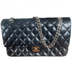 Chanel Classic Flap bag timeless medium