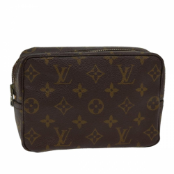 Louis Vuitton Poche Toilette 19