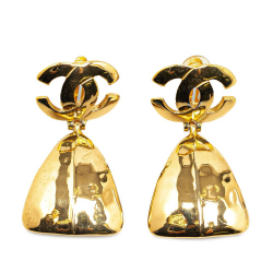 Chanel AB Chanel Gold Gold Plated Metal CC Swing Clip On Earrings France