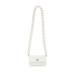 Chanel AB Chanel White Calf Leather Quilted skin Maxi Pearls Clutch With Chain Italy