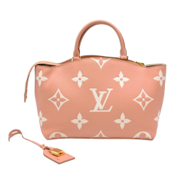 Louis Vuitton Palais