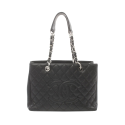 Chanel Shoulder bag