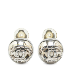 Chanel B Chanel Silver Brass Metal Silver Plated CC Clip-on Earrings France