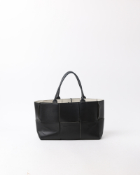 Bottega Veneta Arco Medium Tote Bag