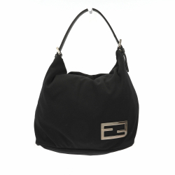 Fendi Shoulder Bag in Black Fabric