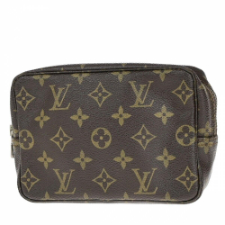 Louis Vuitton Trousse de Toilette 18