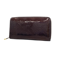 Louis Vuitton Zippy wallet