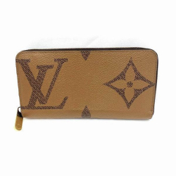 Louis Vuitton Zippy wallet