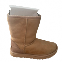 UGG W CLASSIC SHORT II