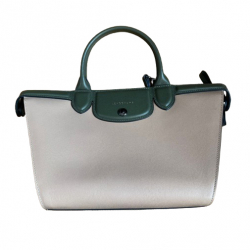 Longchamp Inheritance folding