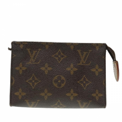 Louis Vuitton Poche Toilette 15