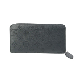 Louis Vuitton Zippy wallet