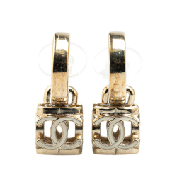 Chanel B Chanel Gold Gold Plated Metal and Enamel CC Cube Drop Clip On Earrings France