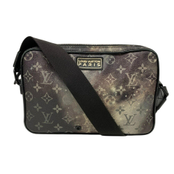 Louis Vuitton Alpha Messenger