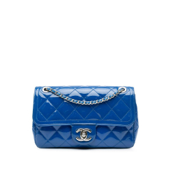 Chanel B Chanel Blue Patent Leather Leather Small Patent Coco Shine Flap Italy