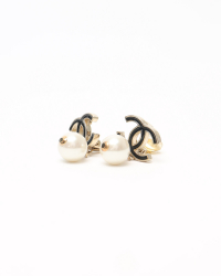 Chanel CC and Pearls Clip-on Earrings