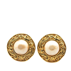 Chanel B Chanel Gold Gold Plated Metal Round Faux Pearl Clip on Earrings France