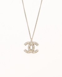 Chanel CC Pearls Necklace