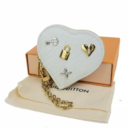 Louis Vuitton Love lock