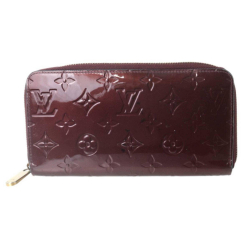 Louis Vuitton Zippy wallet