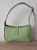 Yves Saint Laurent Le 5 a 7 Yves Saint Laurent vert