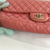 Chanel Édition limitée Chanel Bonne Chance Timeless Pochette Single Flap en cuir rose