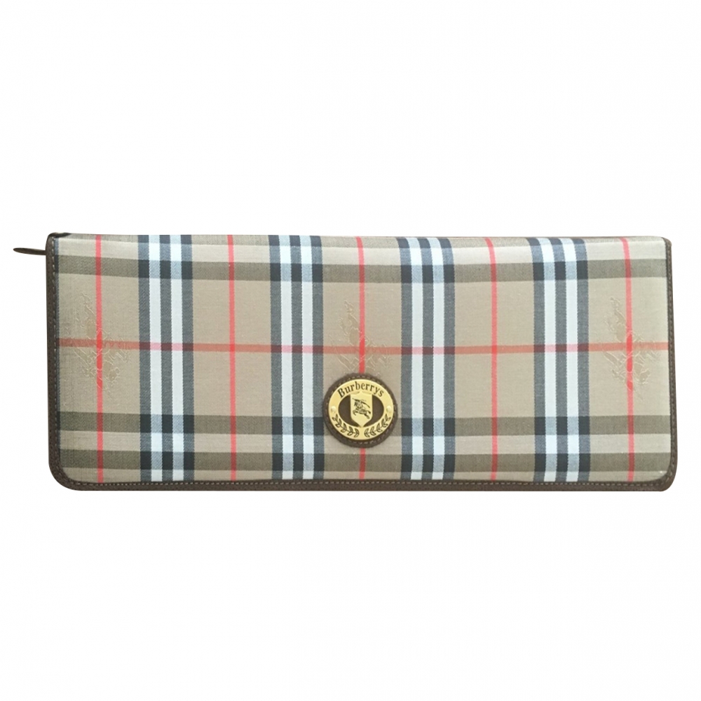 Burberry shop tie case