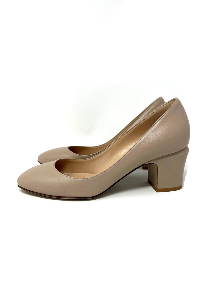 Non Signé / Unsigned Tango Leather Pumps in Poudre