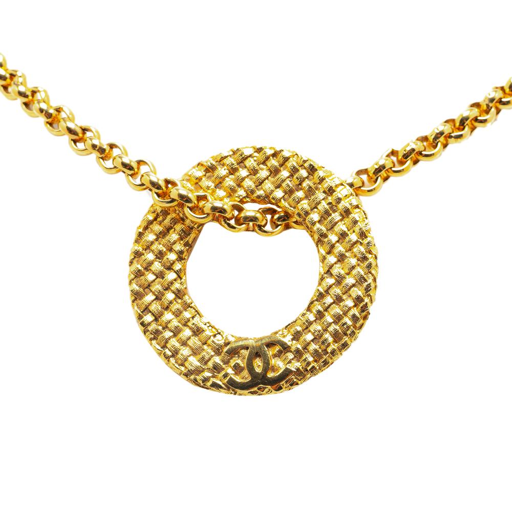 Chanel B Chanel Gold Gold Plated Metal Round Pendant Necklace France