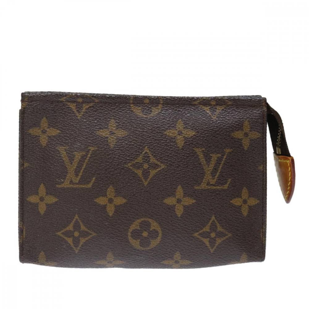 Louis Vuitton Poche Toilette 15