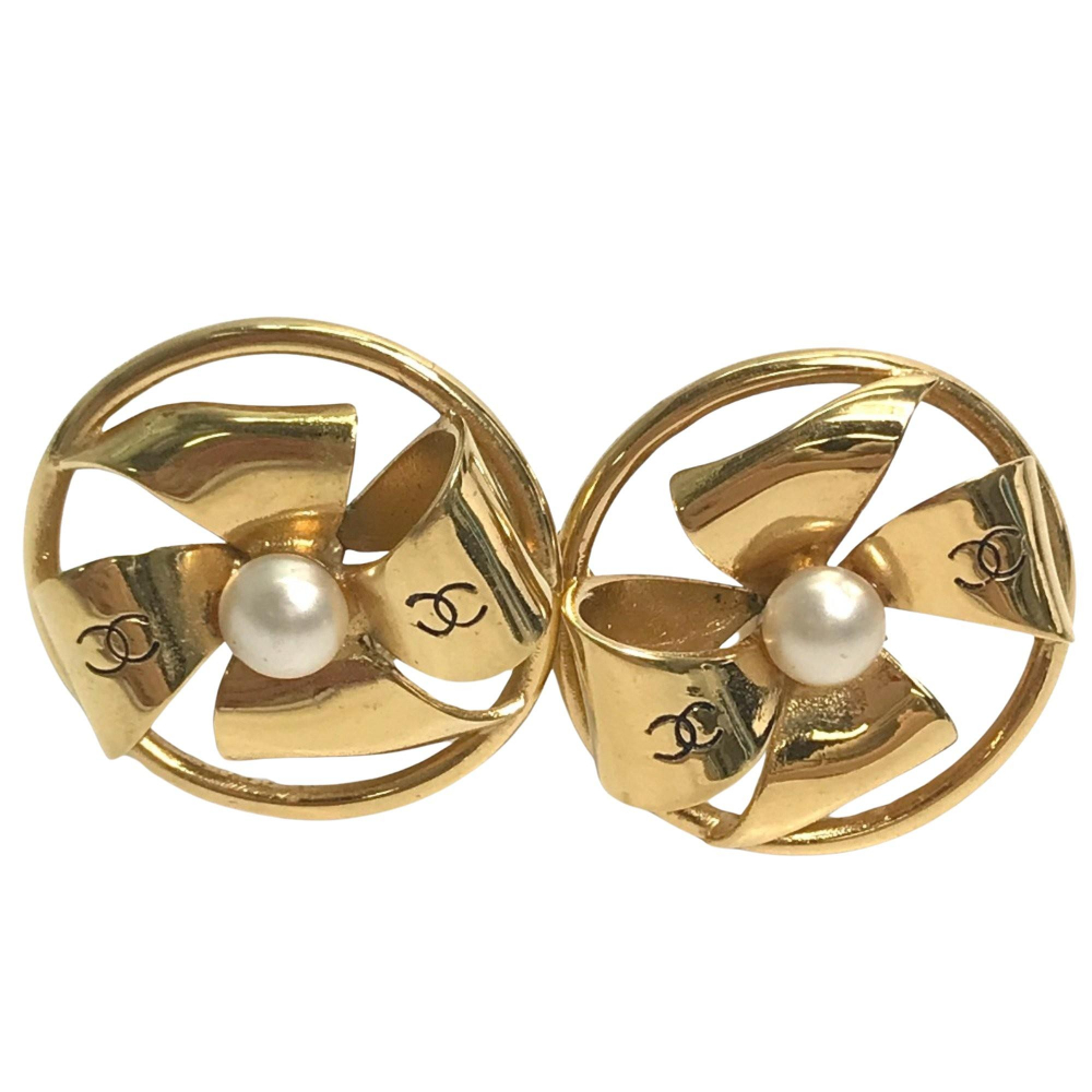 Chanel Vintage Round Clip Earrings