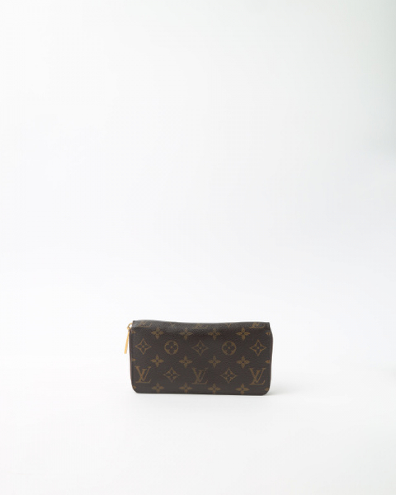 Louis Vuitton Monogram Zippy Wallet