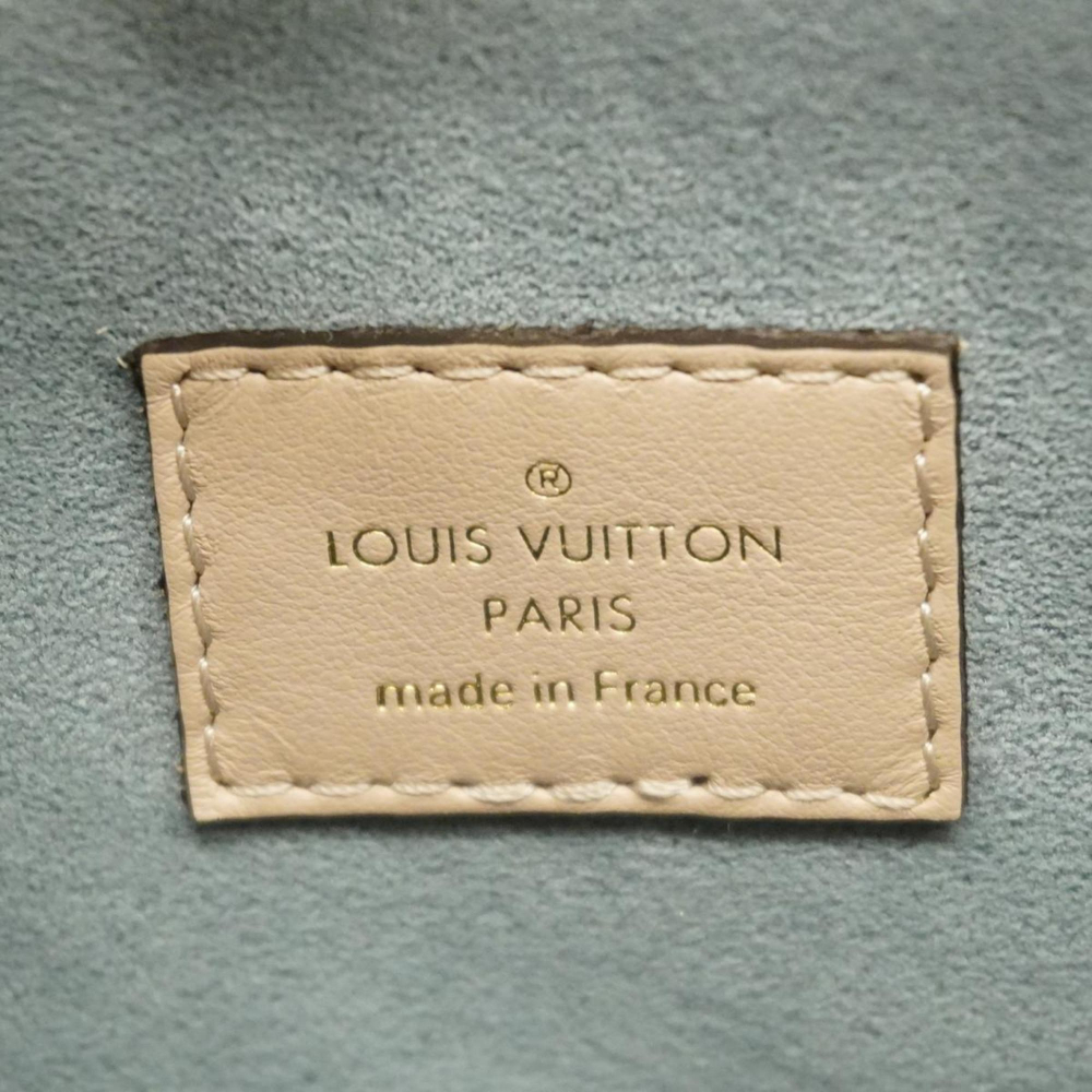 Louis Vuitton On my Side