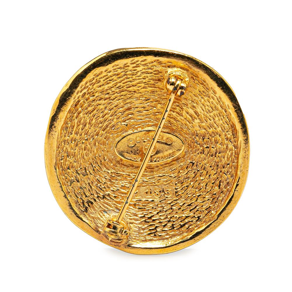 Chanel B Chanel Gold Gold Plated Metal Rue Cambon Medallion Brooch Pin France