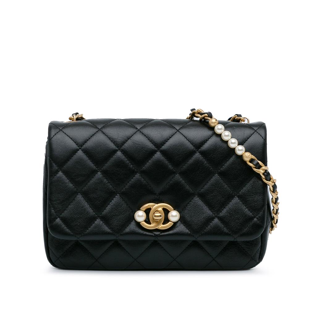 Chanel A Chanel Black Calf Leather Small CC Glazed skin Imitation Pearls Flap Italy