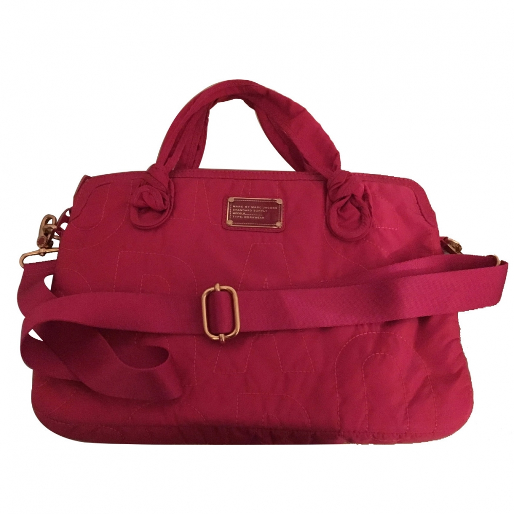 Pochette ordinateur 2024 marc jacobs