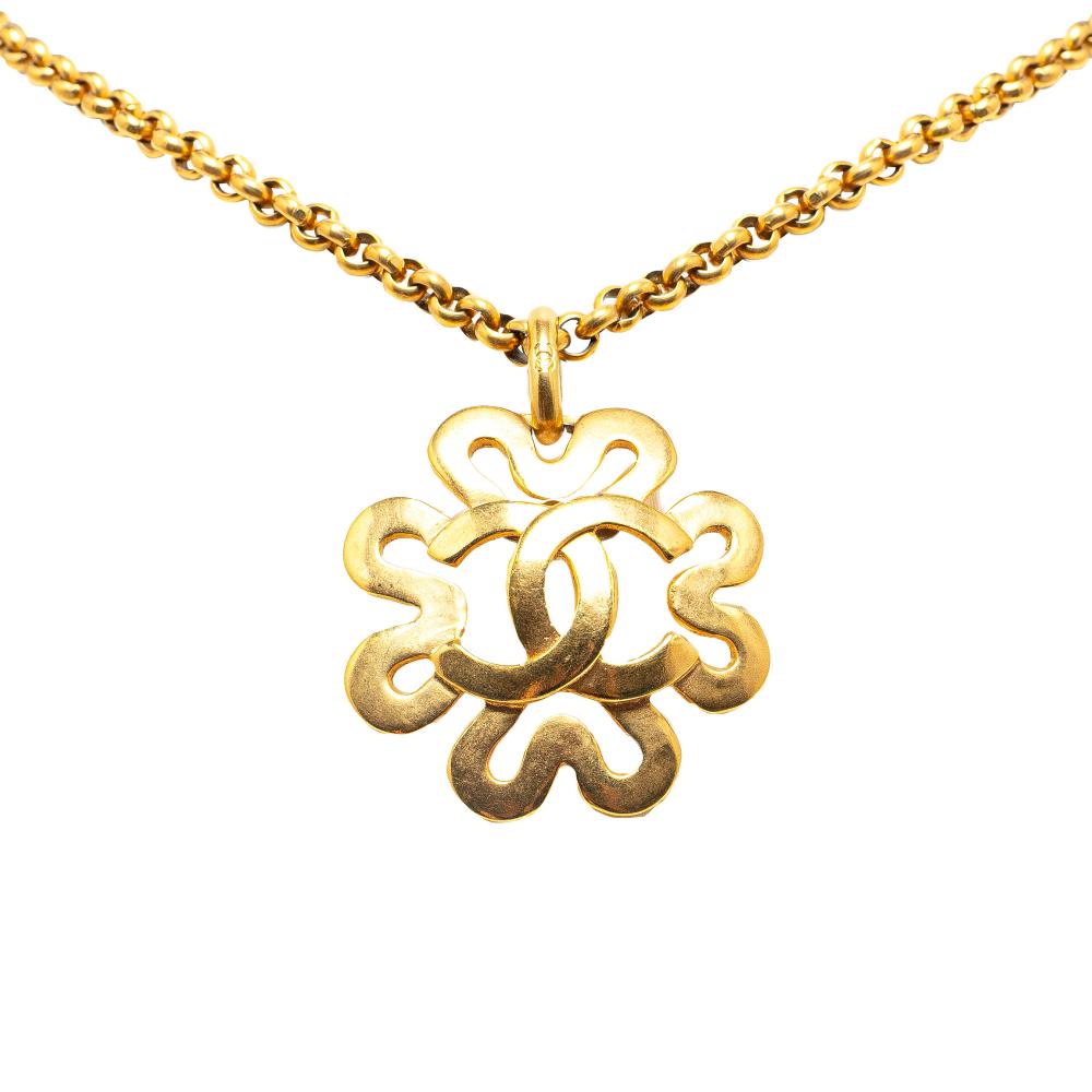 Chanel B Chanel Gold Gold Plated Metal CC Flower Pendant Necklace France