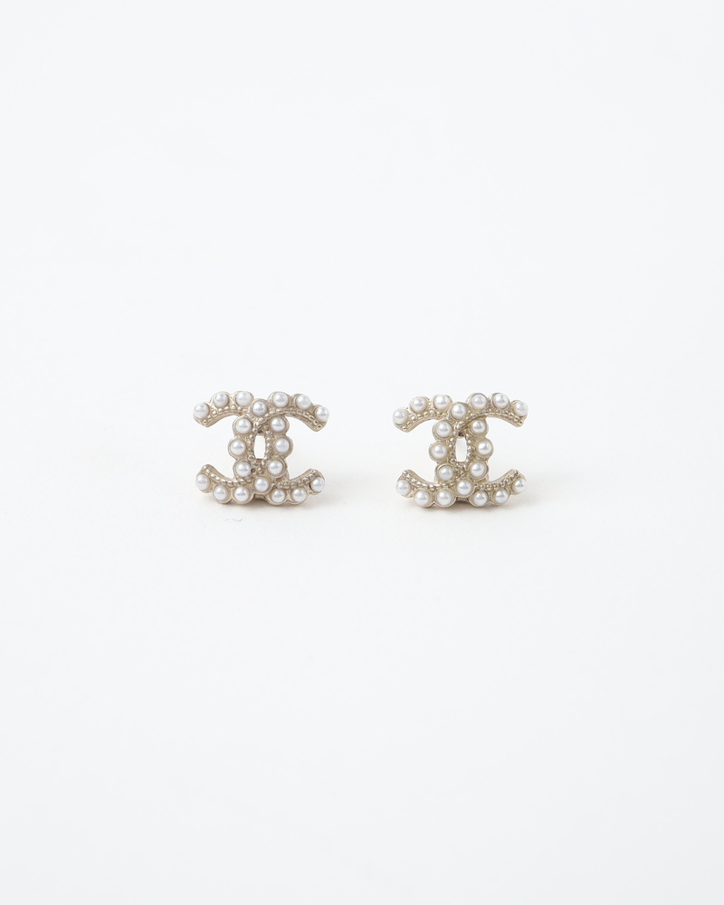 Chanel Coco Mark Pearls Earrings