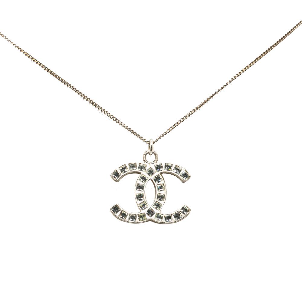 Chanel B Chanel Silver Silver Metal Plated CC Pendant Necklace Italy