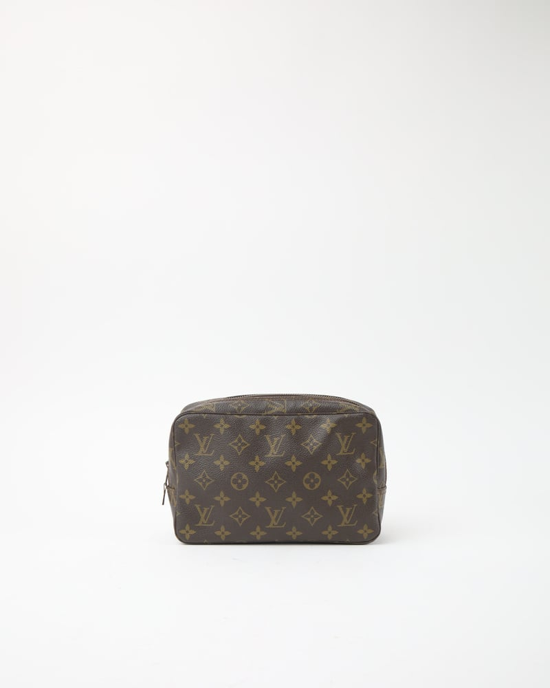 Louis Vuitton Monogram Trousse 23 Bag