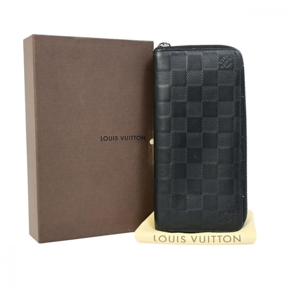 Louis Vuitton Zippy Wallet Vertical