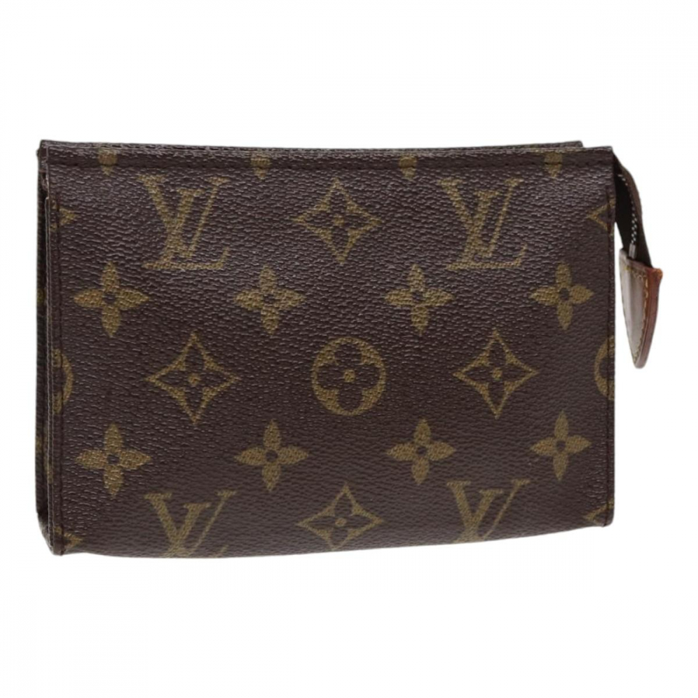 Louis Vuitton Poche Toilette 15