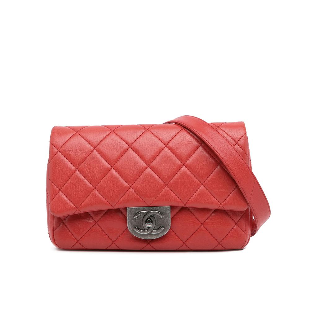 Chanel B Chanel Red Lambskin Leather Leather Small Goatskin Double Carry Waist Chain Flap Italy