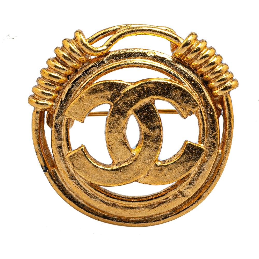 Chanel B Chanel Gold Gold Plated Metal CC Brooch France