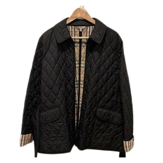 Burberry LONDON Veste noire matelassée avec ceinture